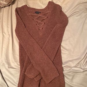 Long-sleeve American Eagle sweater